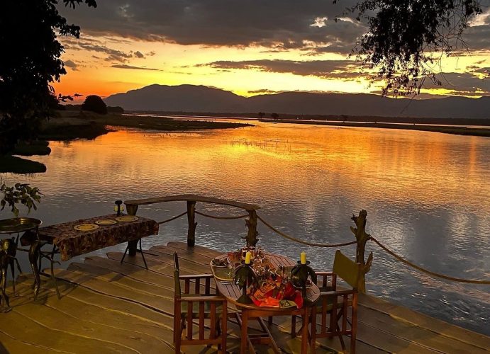 Mana Pools Safari Lodge